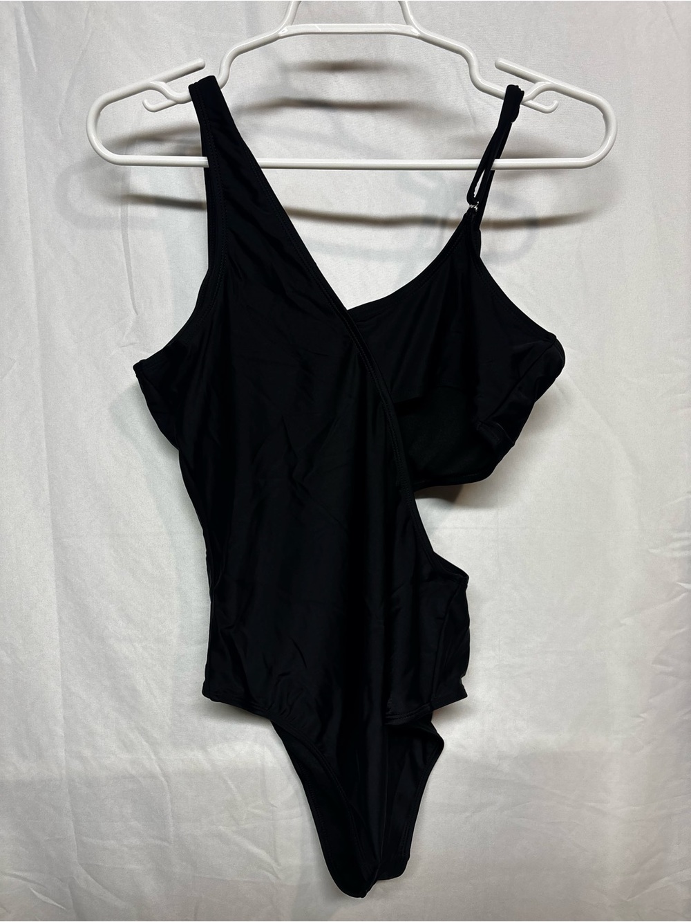 Black One Piece Cutout Swimsuit Asymmetrical One Shoulder Size Large - Picture 3 of 3